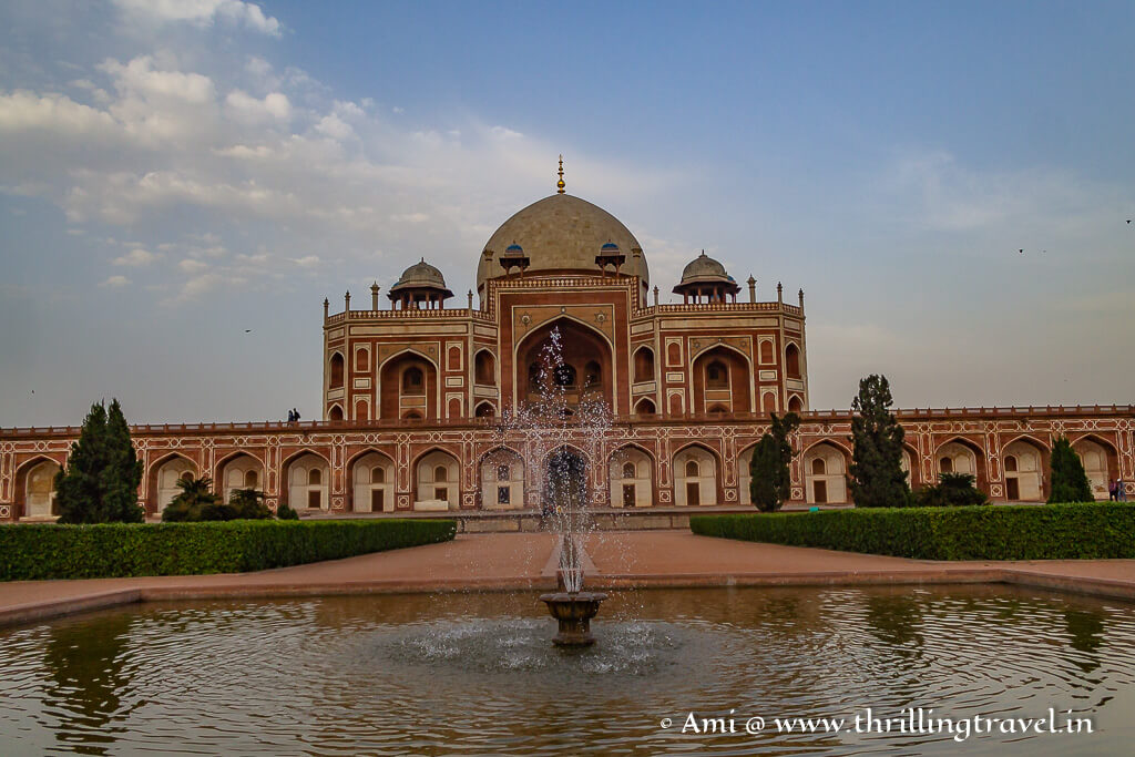 Humayun's mausoleum against the fountains of Char Bagh