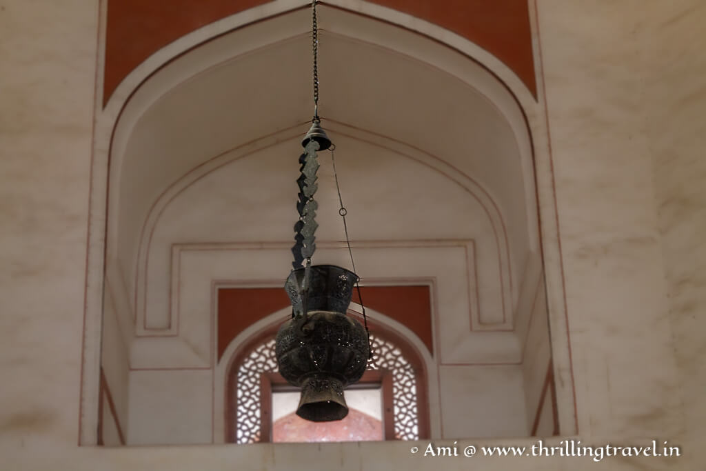 The lamp in the main chamber of Humayun's tomb