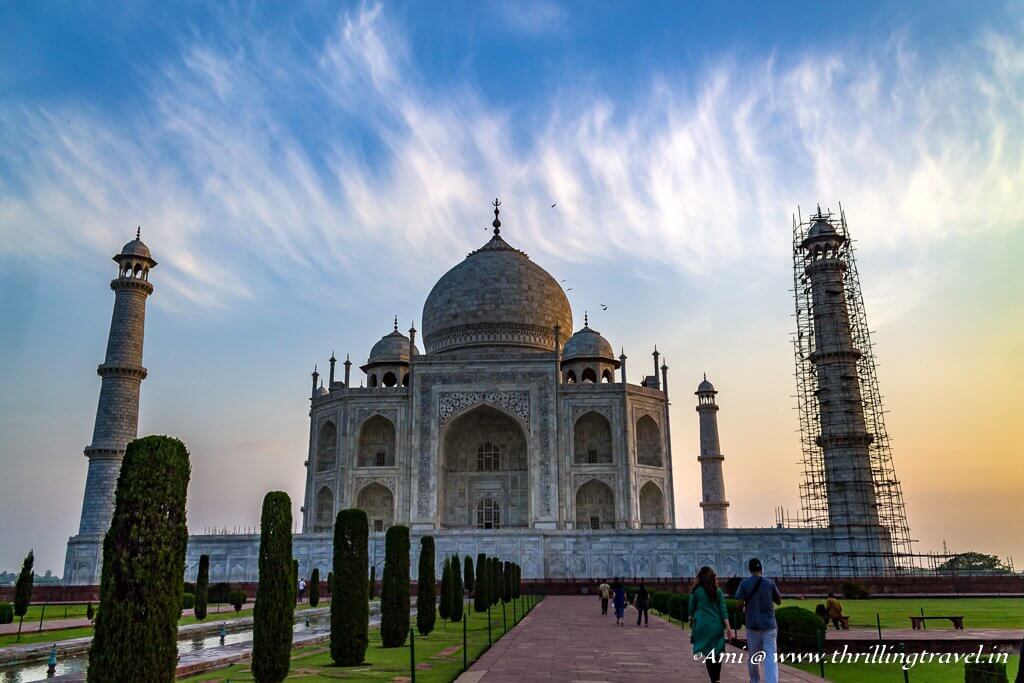 Getting past the crowd to capture the Taj Mahal at dawn