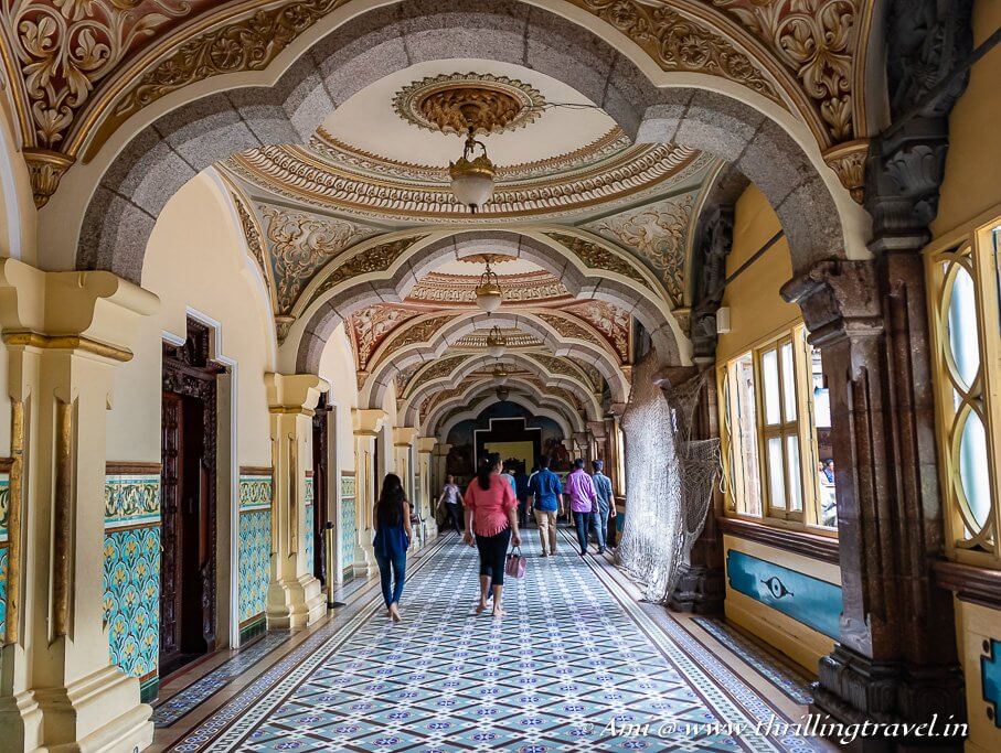 The charming passages in the palace
