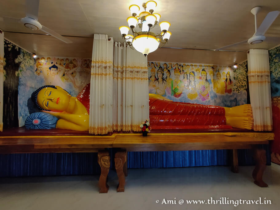 Image of Sleeping Buddha in the 2nd meditation room of Nagadeepa temple in Jaffna