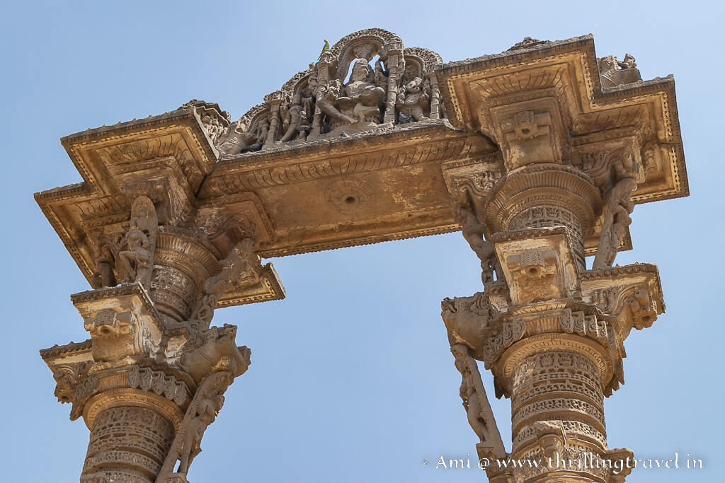 Close-up of the lintel of the Kirti Torans in Vadnagar