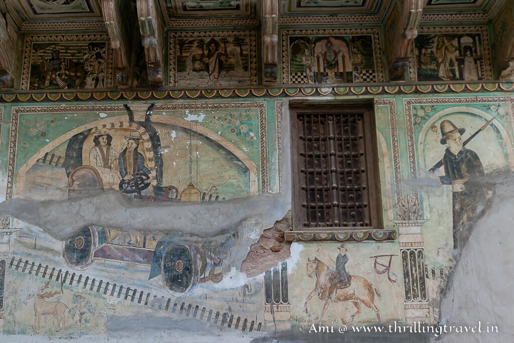 Modes of transport theme on one of the havelis in the Aath haveli complex of Nawalgarh