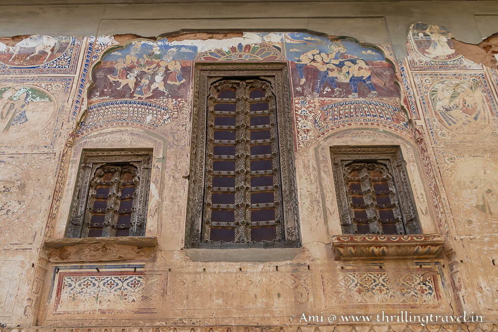 Frescoes that you can spot when you just walk around Podar haveli and Morarka Haveli