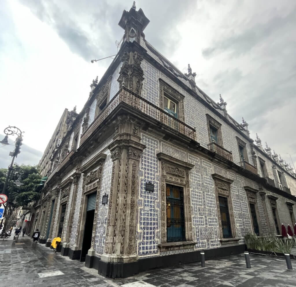 Casa de los Azulejos or the House of Tiles