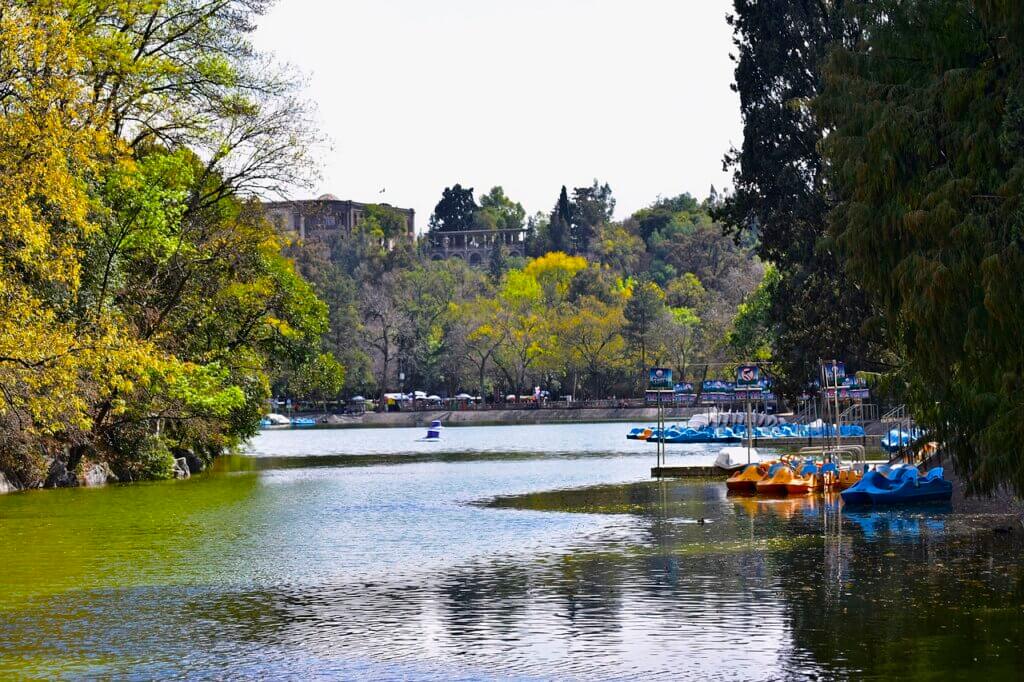 Chapultepec gardens - one of the largest gardens in the world