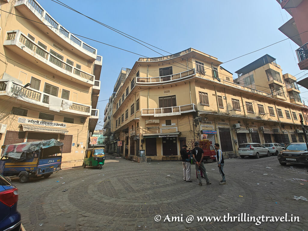 Terracotta buildings and cobblestone paths - as designed in the original Jaipur city plan of the 18th century