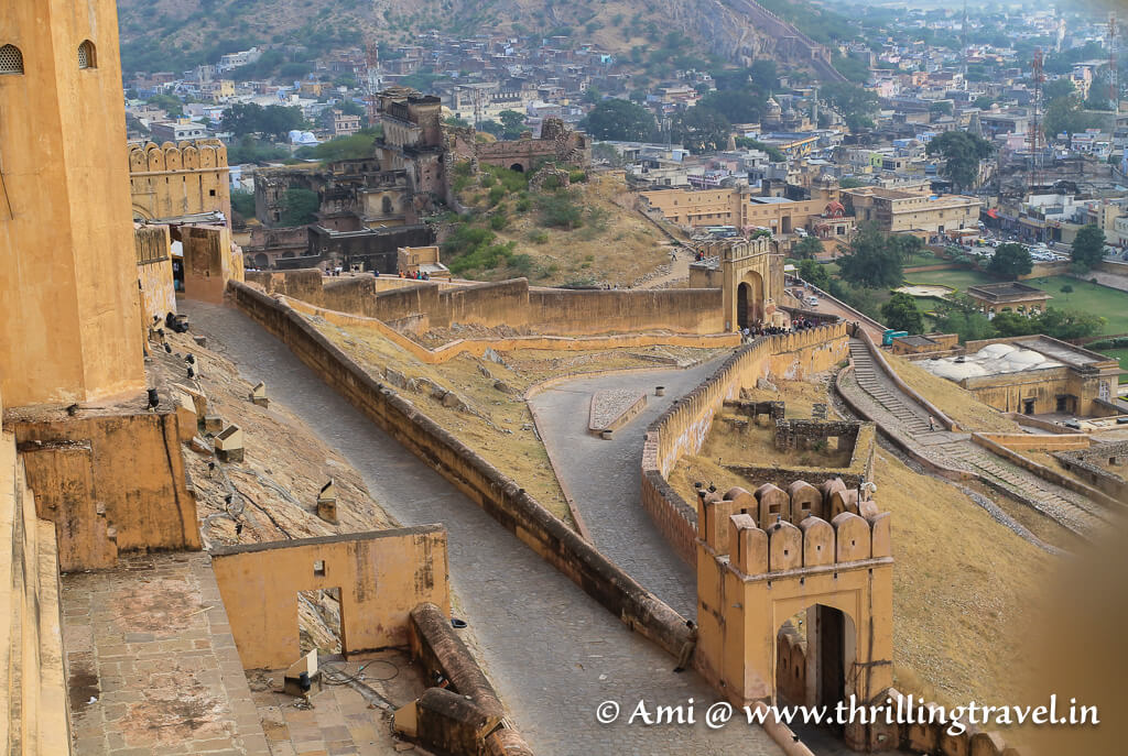 The Zig Zag roads leading to Suraj Pol in Amber Fort of Jaipur