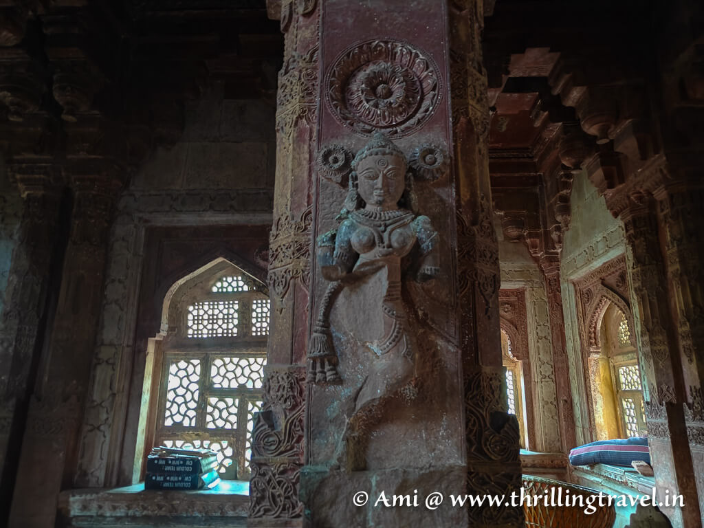 The carvings inside Jagat Shiromani temple of Amer