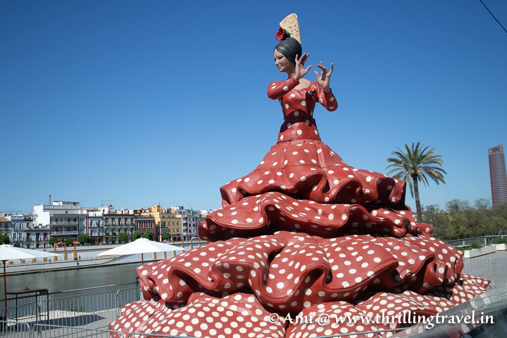 Flamenca - the photo stop by the River Guadalquivir in Seville
