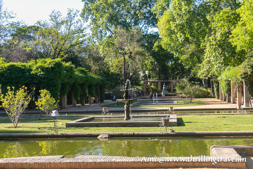 Include a picnic at the Maria Luisa Park in your two days in Seville itinerary