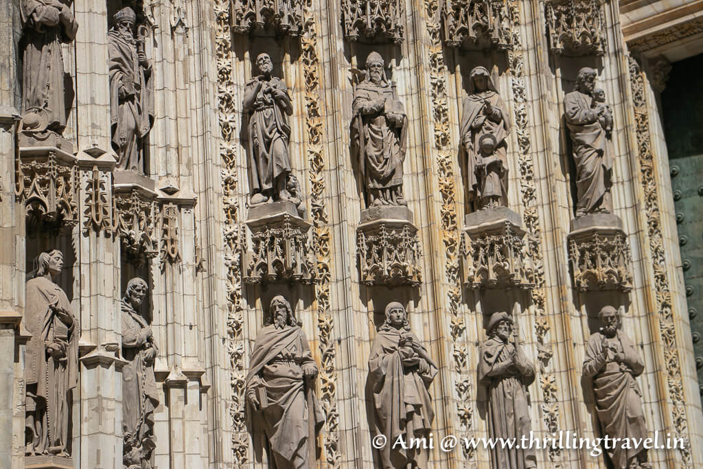 Close-up of the details of one of the facades of Catedral de Sevilla