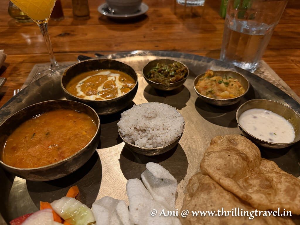 Fresh meals are always available at this Pugdundee stay in Bandhavgarh