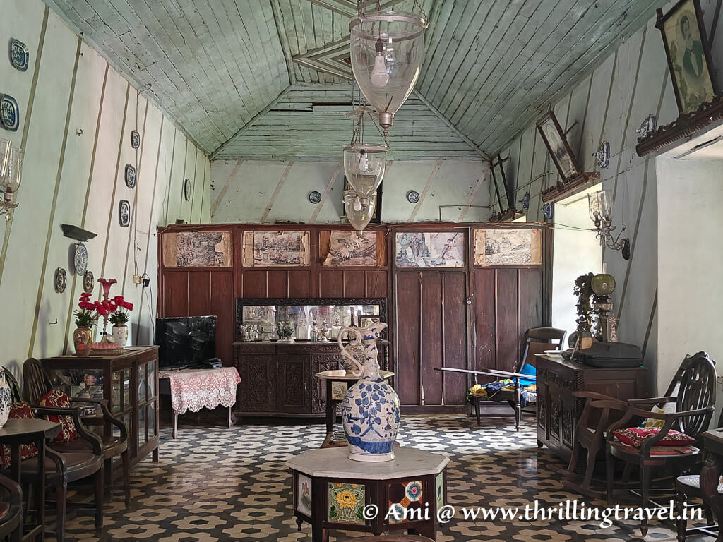 The family room inside Fernandes house, Chandor village