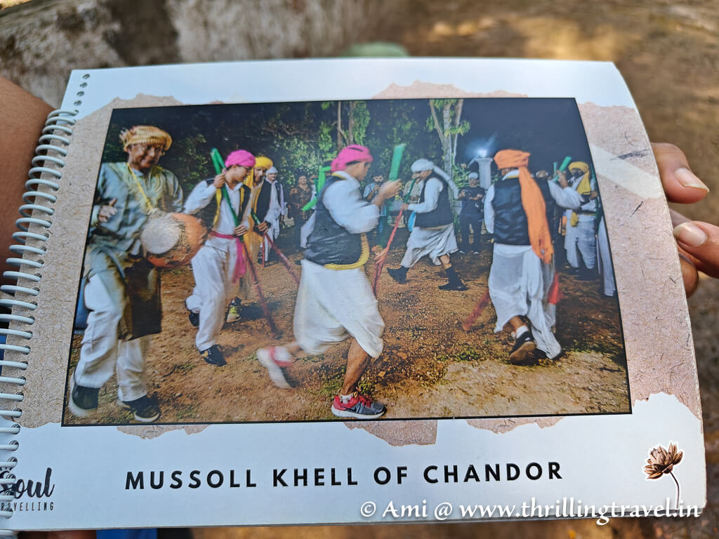 Picture of the Mussoll Khell dance of Chandor